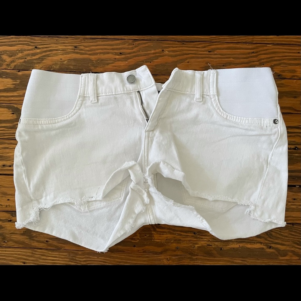 DL 1961 white denim maternity shorts